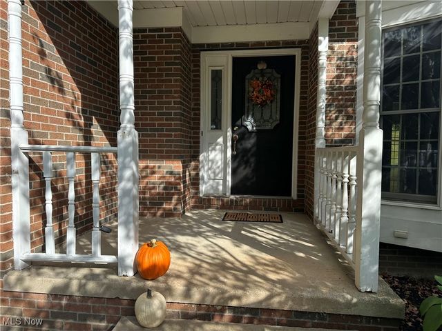 2885 Valley Road, Cuyahoga Falls, OH 44223