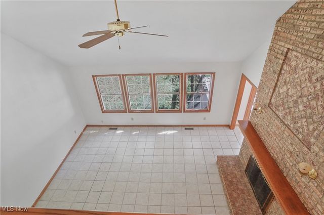 2885 Valley Road, Cuyahoga Falls, OH 44223