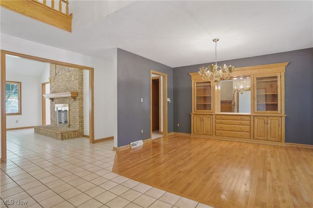 2885 Valley Road, Cuyahoga Falls, OH 44223