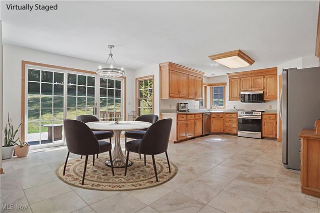 2885 Valley Road, Cuyahoga Falls, OH 44223