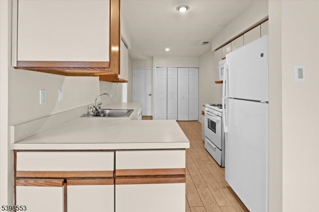 36 Needham D, Montgomery Twp., NJ 08540