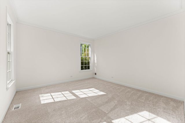 9 N Daniels Drive, Batavia, IL 60510