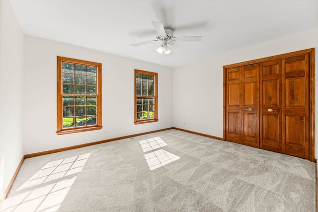 9 N Daniels Drive, Batavia, IL 60510