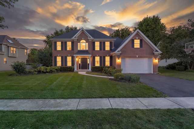 9 N Daniels Drive, Batavia, IL 60510