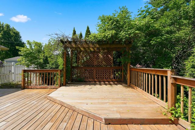 3940 N Washington Road, Fort Wayne, IN 46804