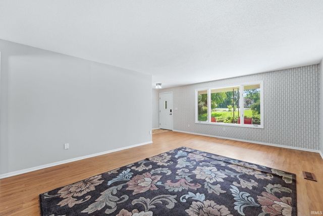 3940 N Washington Road, Fort Wayne, IN 46804