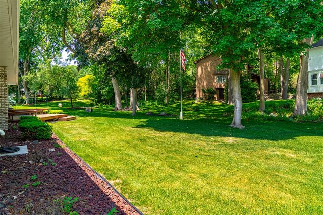 5097 Collington Drive, Troy, MI 48098