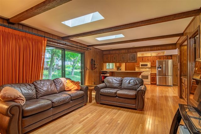 5097 Collington Drive, Troy, MI 48098