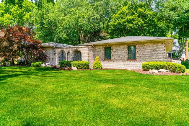 5097 Collington Drive, Troy, MI 48098