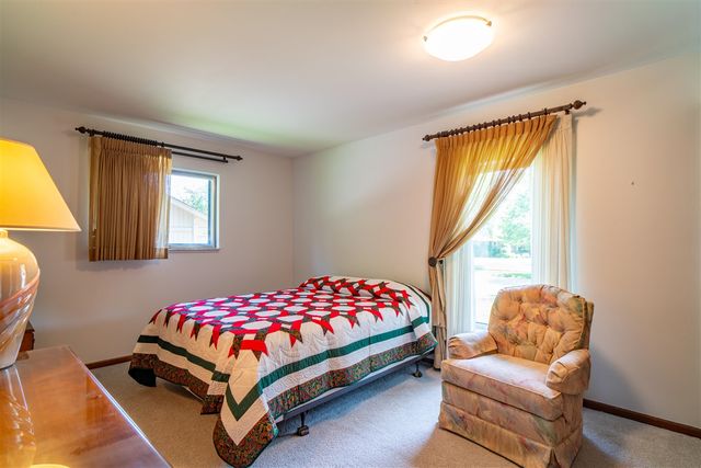 5097 Collington Drive, Troy, MI 48098