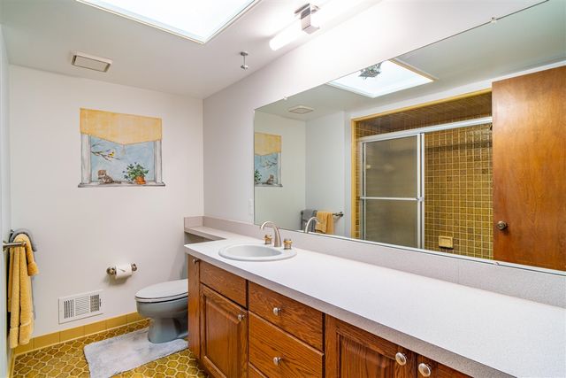 5097 Collington Drive, Troy, MI 48098