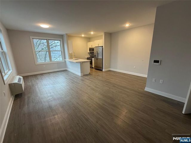 40 Park Avenue 308, Park Ridge, NJ 07656