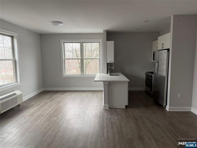 40 Park Avenue 308, Park Ridge, NJ 07656