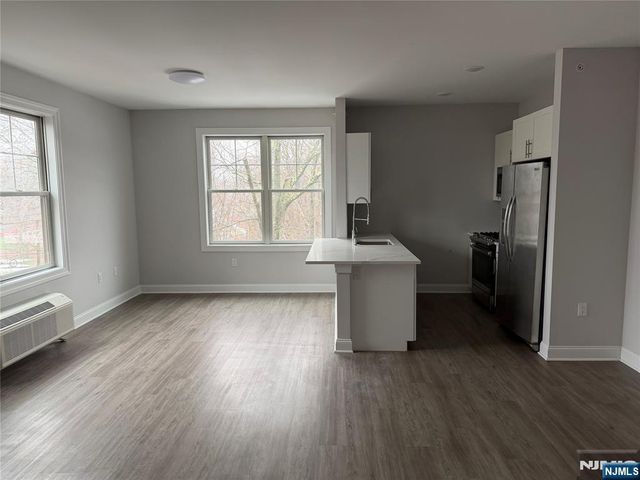 40 Park Avenue 308, Park Ridge, NJ 07656