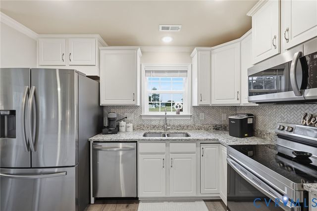 3883 Elliott Field Trce, Quinton, VA 23141