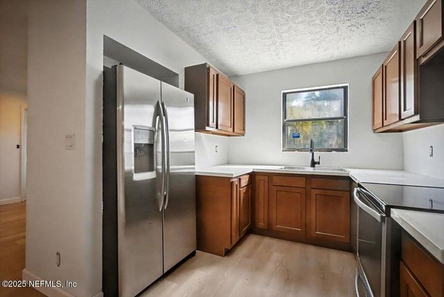 8808 NORFOLK Boulevard, Jacksonville, FL 32208