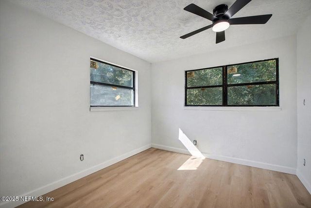 8808 NORFOLK Boulevard, Jacksonville, FL 32208