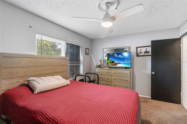 12927 MONTANA WOODS LANE, Orlando, FL 32824