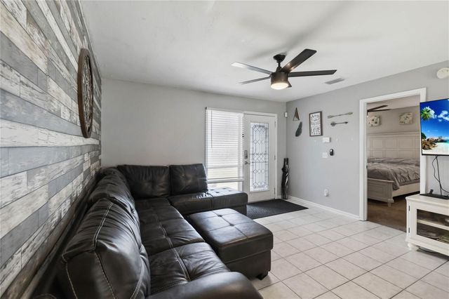 12927 MONTANA WOODS LANE, Orlando, FL 32824