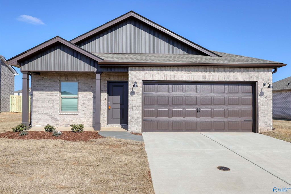 143 Havner Drive, Hazel Green, AL 35750