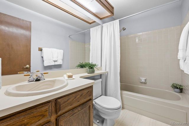 19208 E Stanford Drive, Aurora, CO 80015