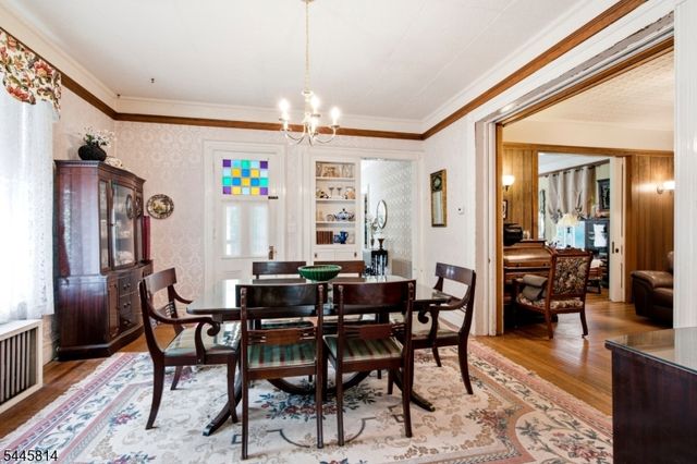 327 Willow Grove St, Hackettstown Town, NJ 07840