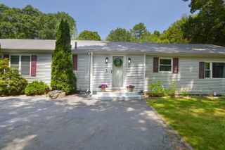 64 Charlotte White Rd Ext 2, Westport, MA 02790