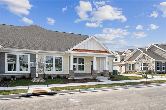 2211 Edwin DR, Chesapeake, VA 23322