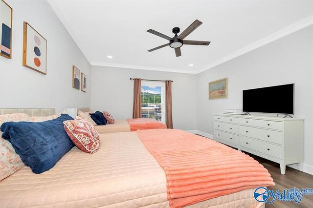 4770 Whitesburg Drive 302, Huntsville, AL 35801