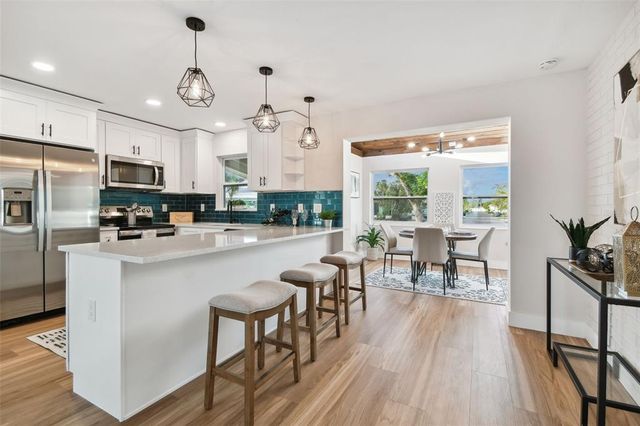 10721 64TH AVENUE, Seminole, FL 33772