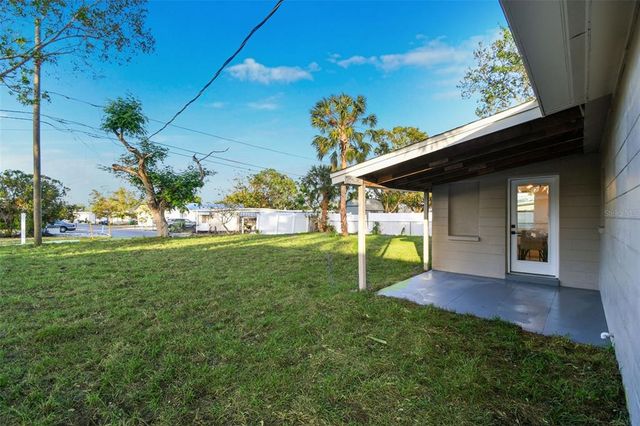 10721 64TH AVENUE, Seminole, FL 33772