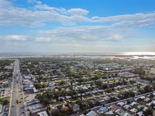 10721 64TH AVENUE, Seminole, FL 33772