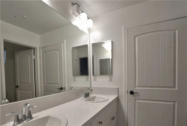 22043 Normandie, Los Angeles, CA 90501