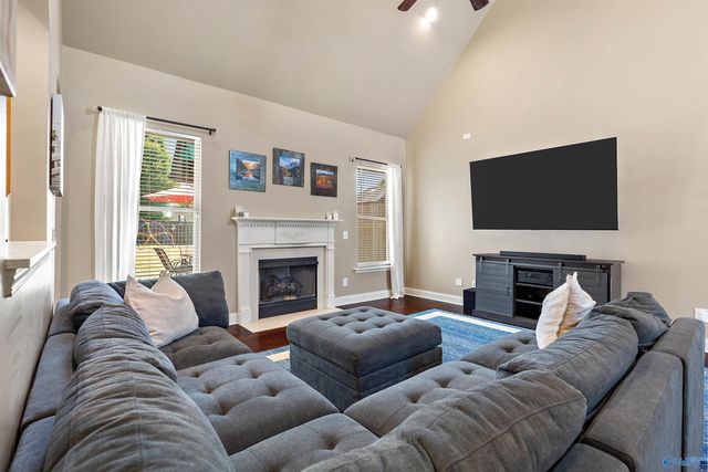 115 Misty River Lane SW, Huntsville, AL 35824