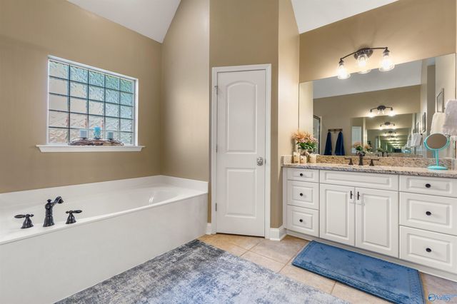 115 Misty River Lane SW, Huntsville, AL 35824