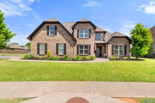 115 Misty River Lane SW, Huntsville, AL 35824