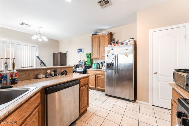 1513 Groom Avenue, North Las Vegas, NV 89081