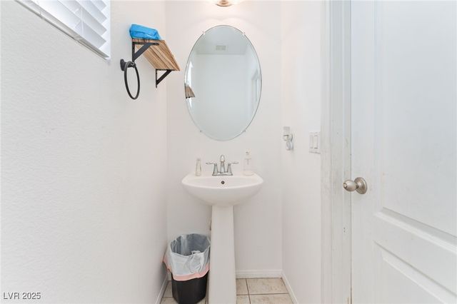 1513 Groom Avenue, North Las Vegas, NV 89081