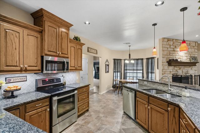 9111 County Road 313, Terrell, TX 75161