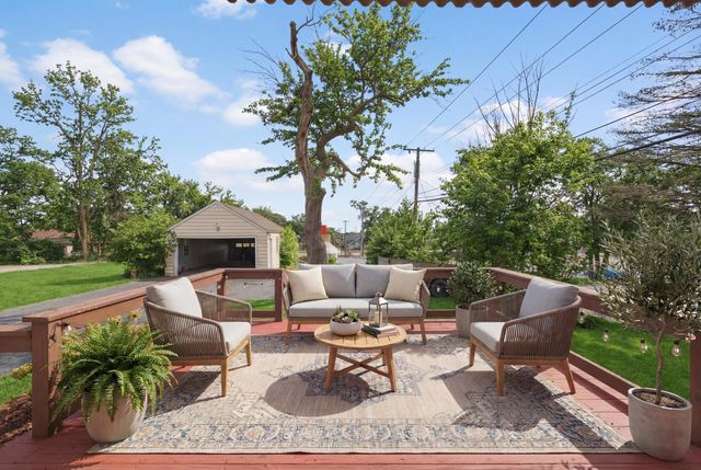 2418 Ridge Road, Highland, IN 46322