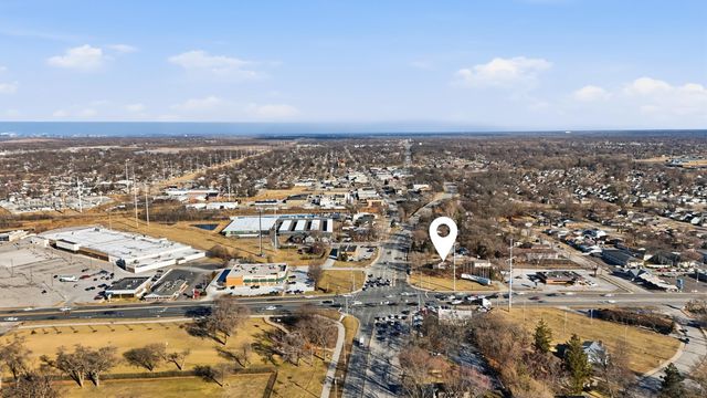 2418 Ridge Road, Highland, IN 46322