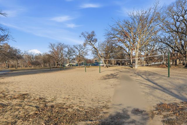 2418 Ridge Road, Highland, IN 46322