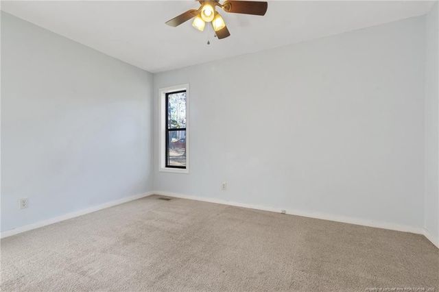 329 Whipple Tree Lane, Fayetteville, NC 28314