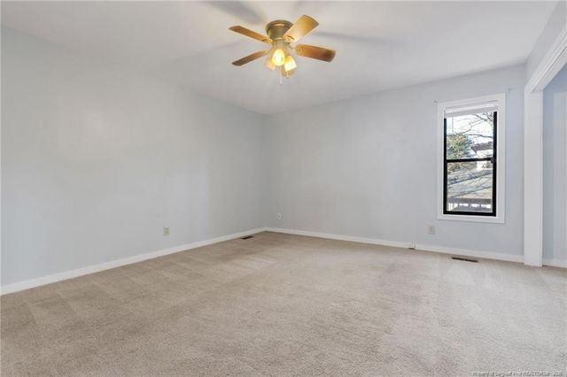 329 Whipple Tree Lane, Fayetteville, NC 28314