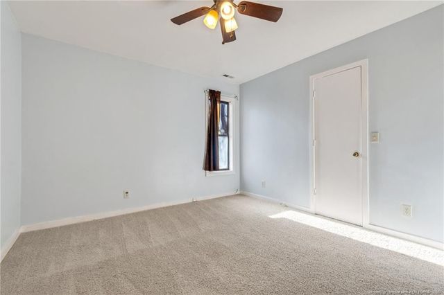 329 Whipple Tree Lane, Fayetteville, NC 28314