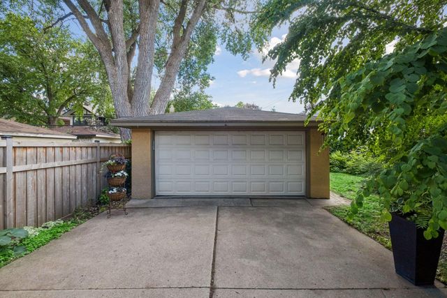 4332 Colfax Avenue S, Minneapolis, MN 55409