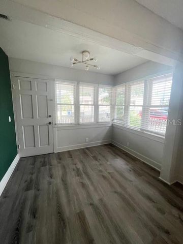 102 W ELM STREET, Tampa, FL 33604