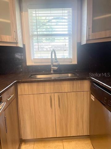 102 W ELM STREET, Tampa, FL 33604