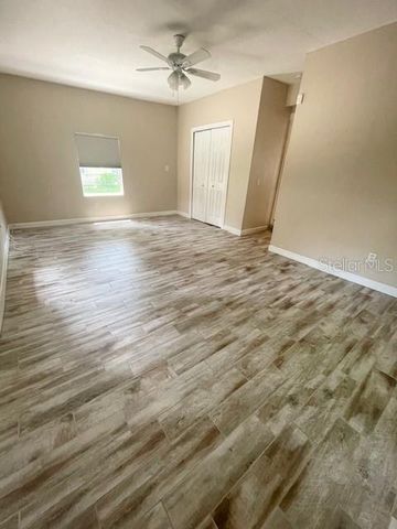 102 W ELM STREET, Tampa, FL 33604