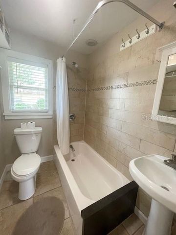 102 W ELM STREET, Tampa, FL 33604